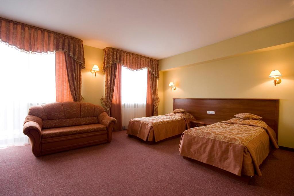 מאסלוב Hotel Przedwiosnie מראה חיצוני תמונה